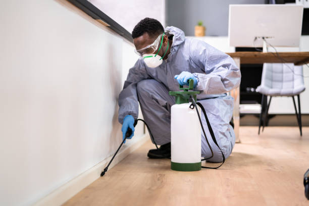 Best Commercial Pest Control  in Raymond, WI